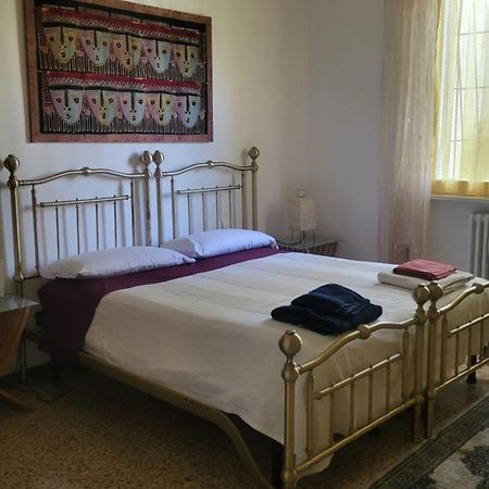 La Casa Di Lucia: Grande Appartamento Con Balcone Brescia Eksteriør billede