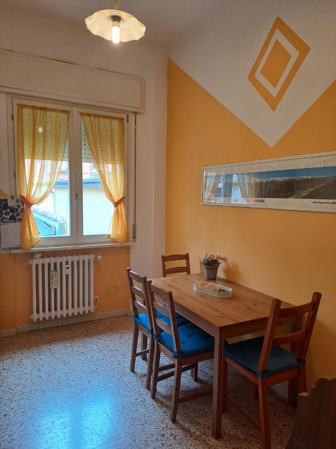 La Casa Di Lucia: Grande Appartamento Con Balcone Brescia Eksteriør billede